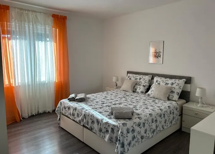 Bella Nina Apartments