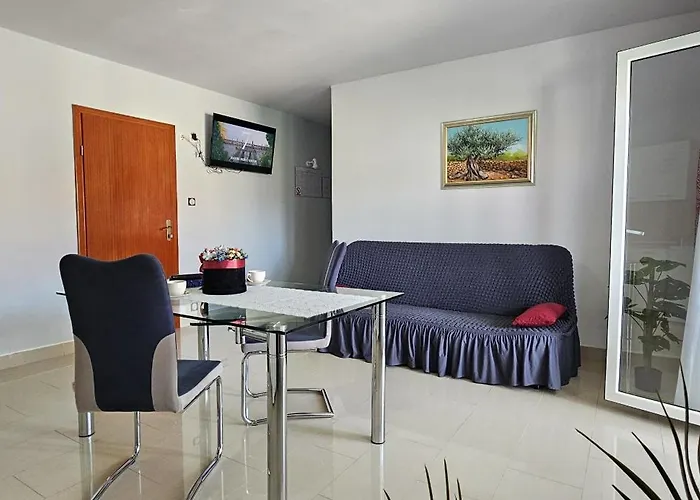 Bella Nina Apartments