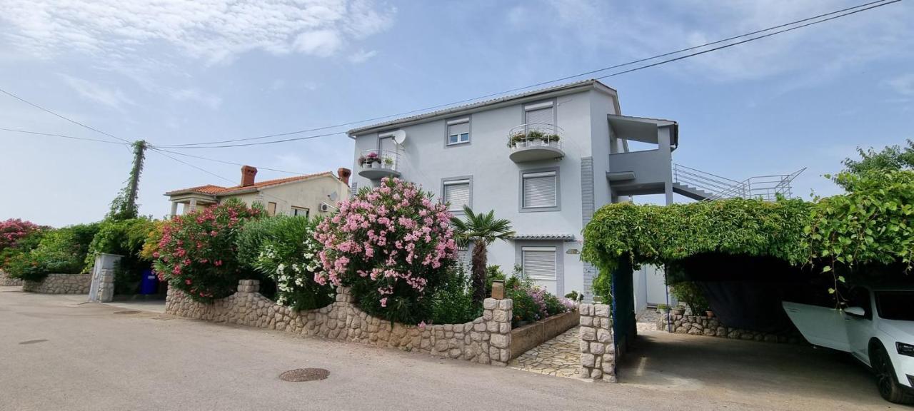 Bella Nina Apartment